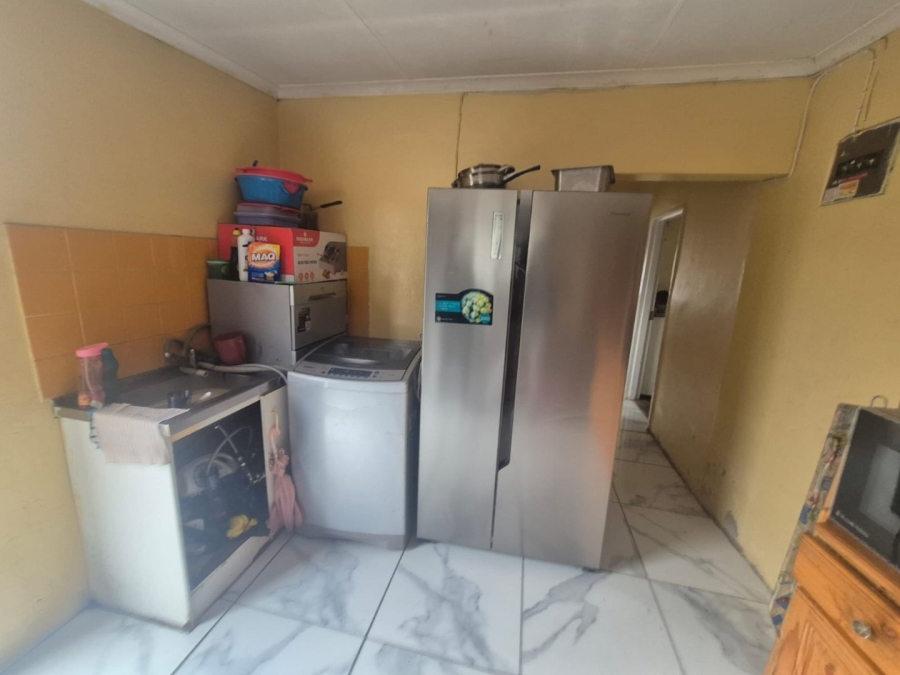 2 Bedroom Property for Sale in Zwide Eastern Cape